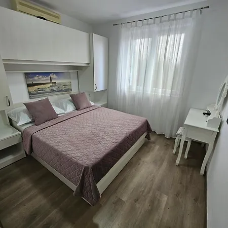 Matija * Makarska